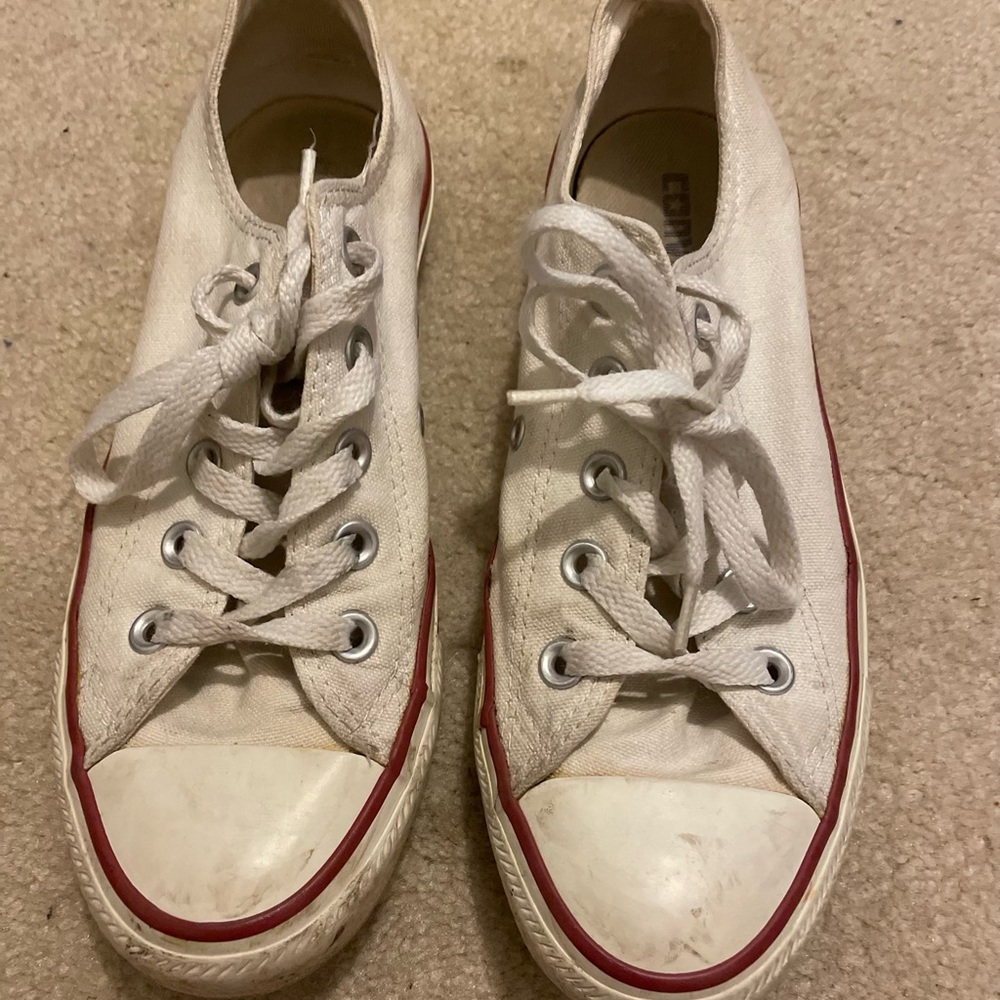 Girls sneakers